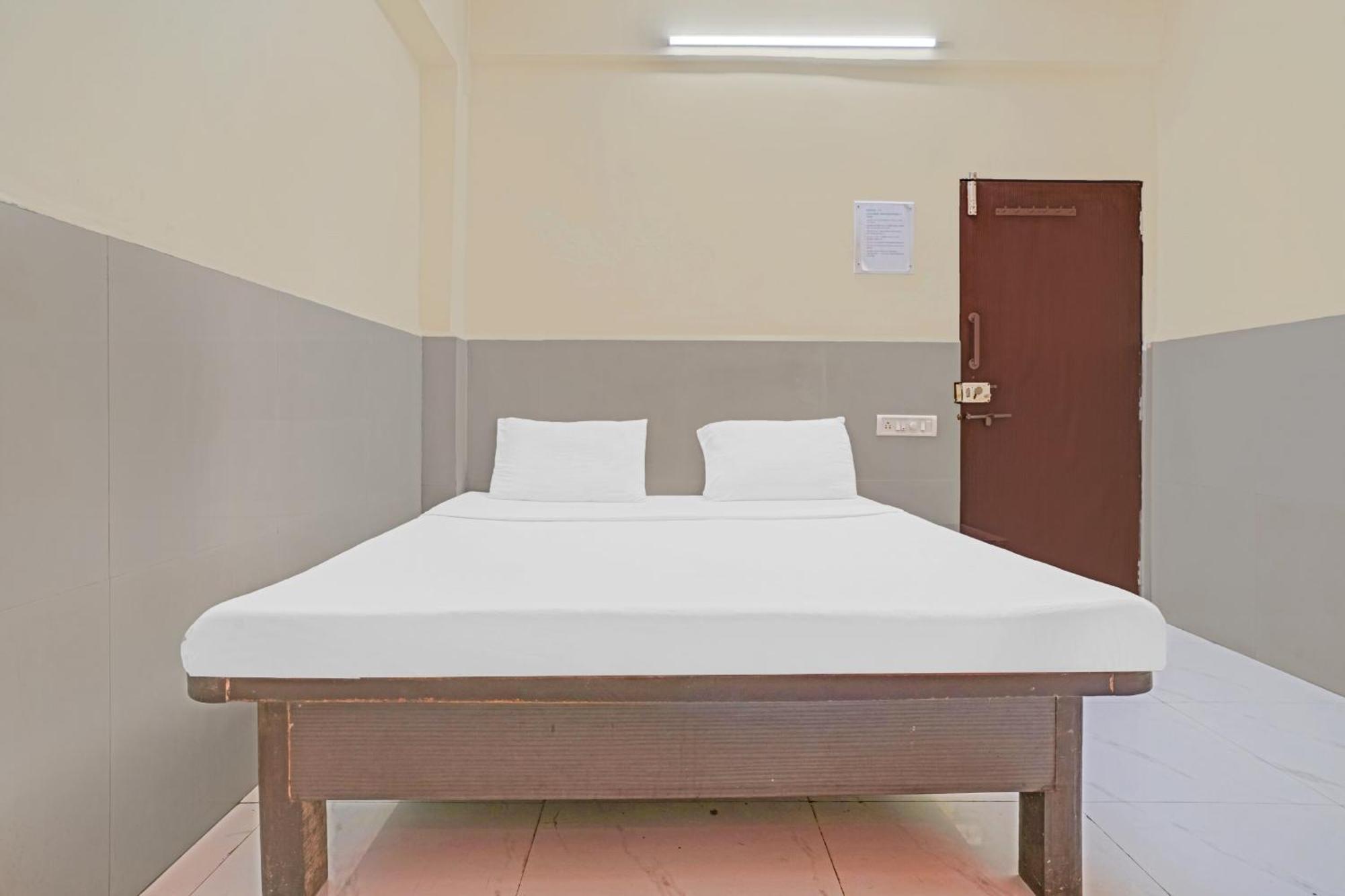 Spot On 81122 Alfa Lodge Mumbai Ngoại thất bức ảnh